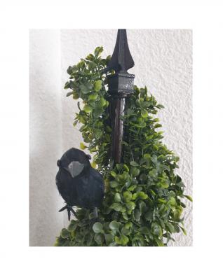 Fu54723 schwarz Kleiner Deko Rabe mit Federn